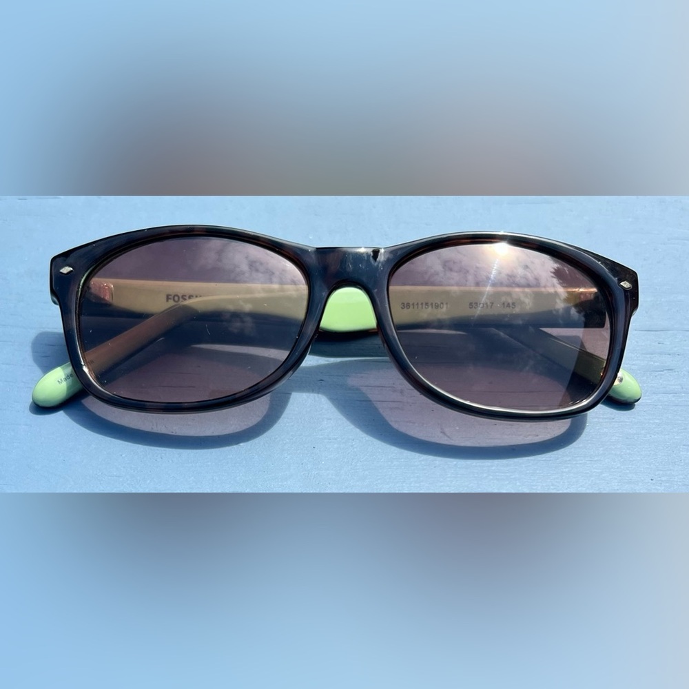 Vintage Fossil Mint Sunglasses
